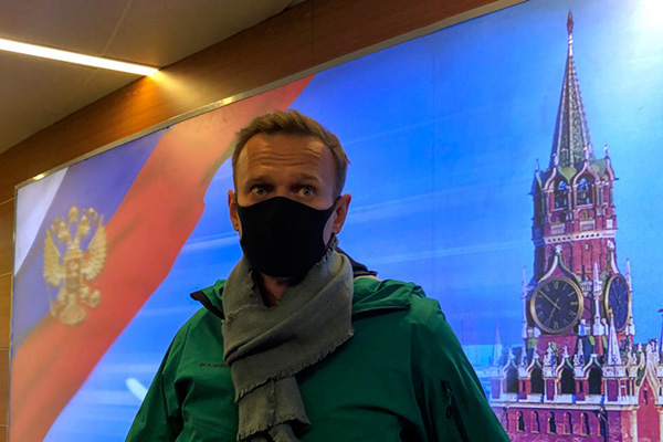 «Патриотическое самозаключение» Алексея Навального